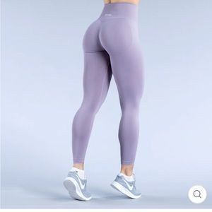 DFYNE workout leggings